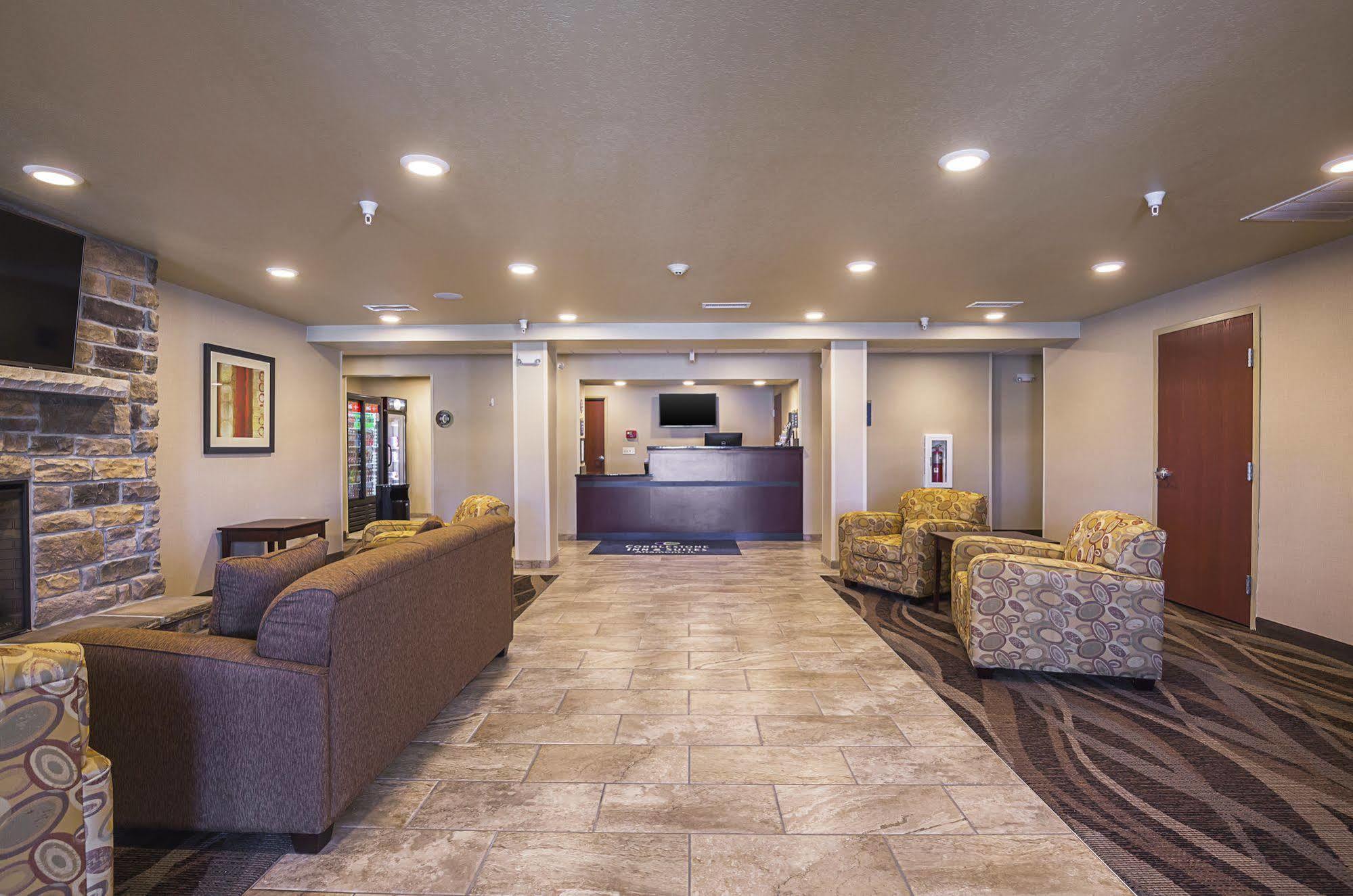 Cobblestone Inn & Suites - Lakin Exteriör bild