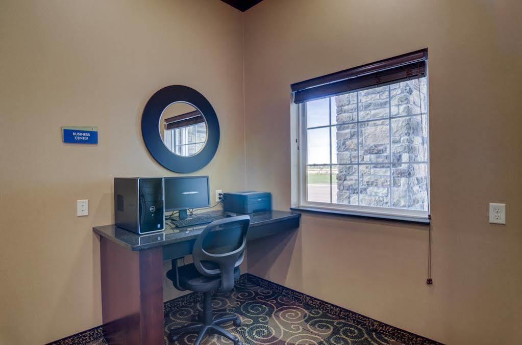 Cobblestone Inn & Suites - Lakin Exteriör bild
