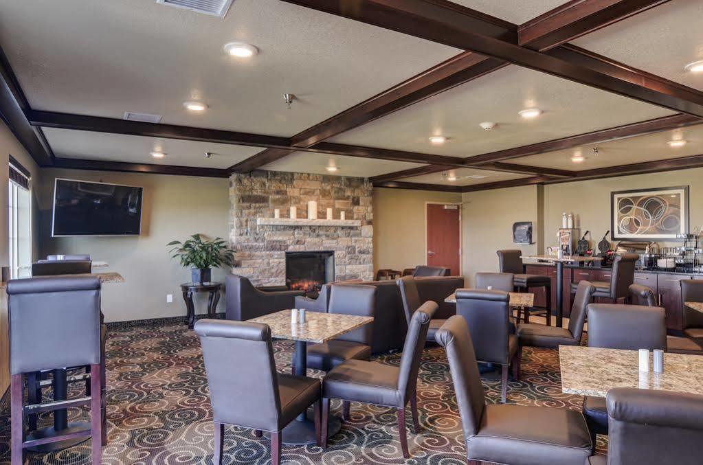 Cobblestone Inn & Suites - Lakin Exteriör bild