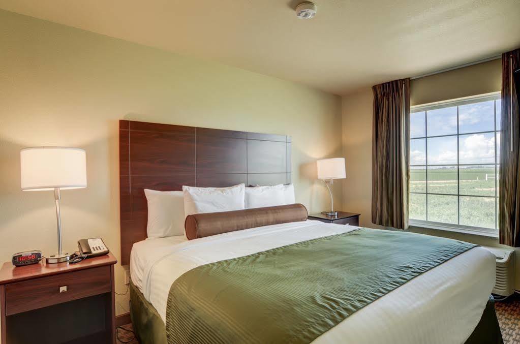Cobblestone Inn & Suites - Lakin Exteriör bild