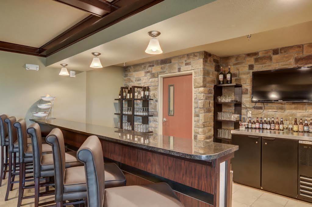 Cobblestone Inn & Suites - Lakin Exteriör bild