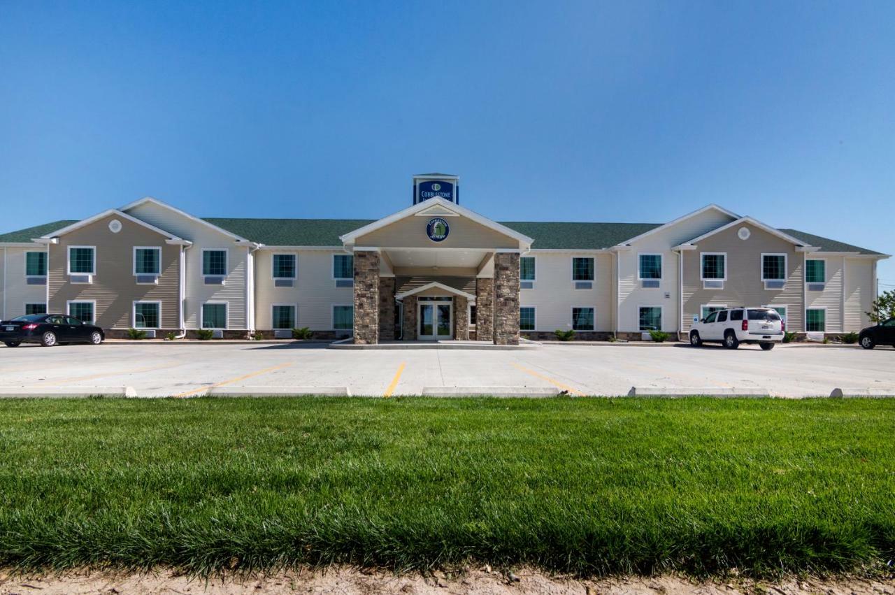 Cobblestone Inn & Suites - Lakin Exteriör bild